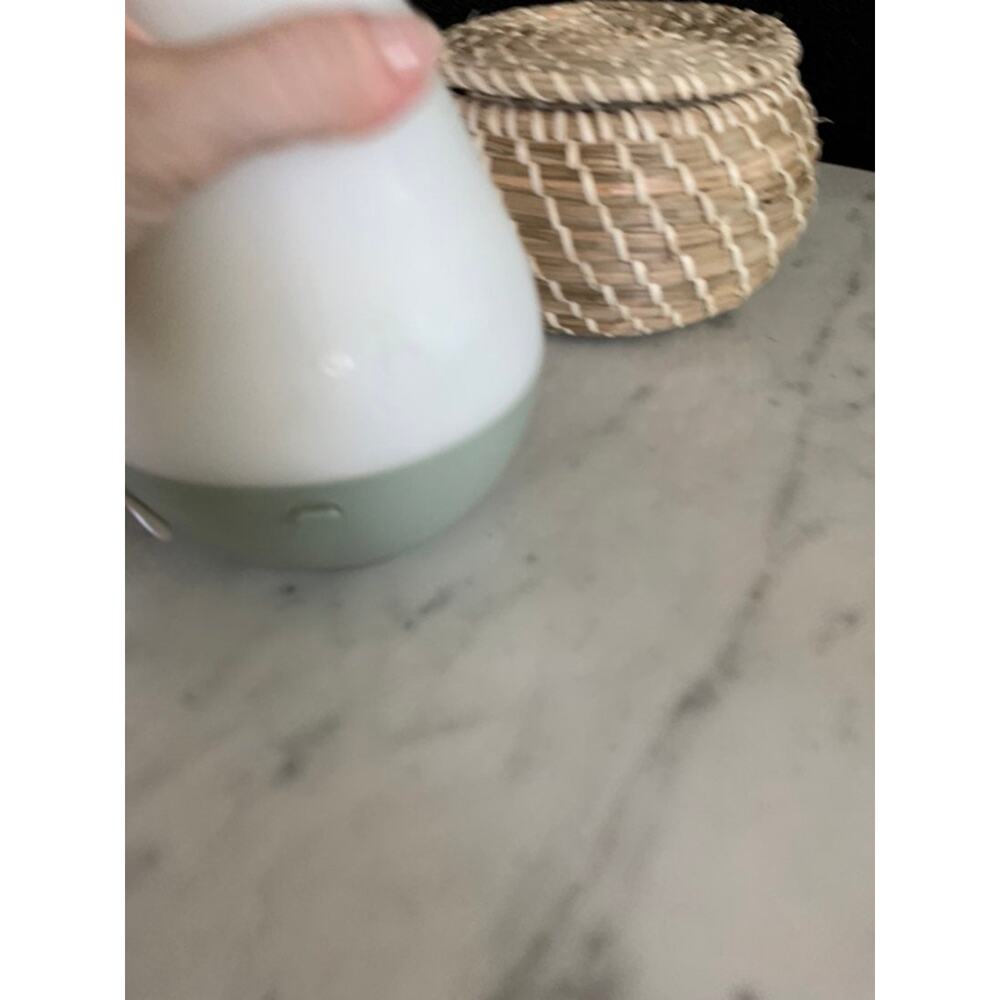 Young Living Dewdrop Diffuser - Picture 3 of 8